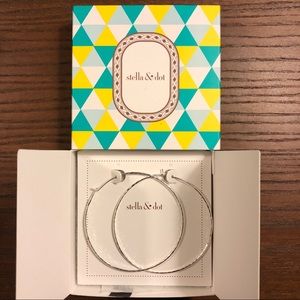 Stella & Dot Essential Hammered Hoops
